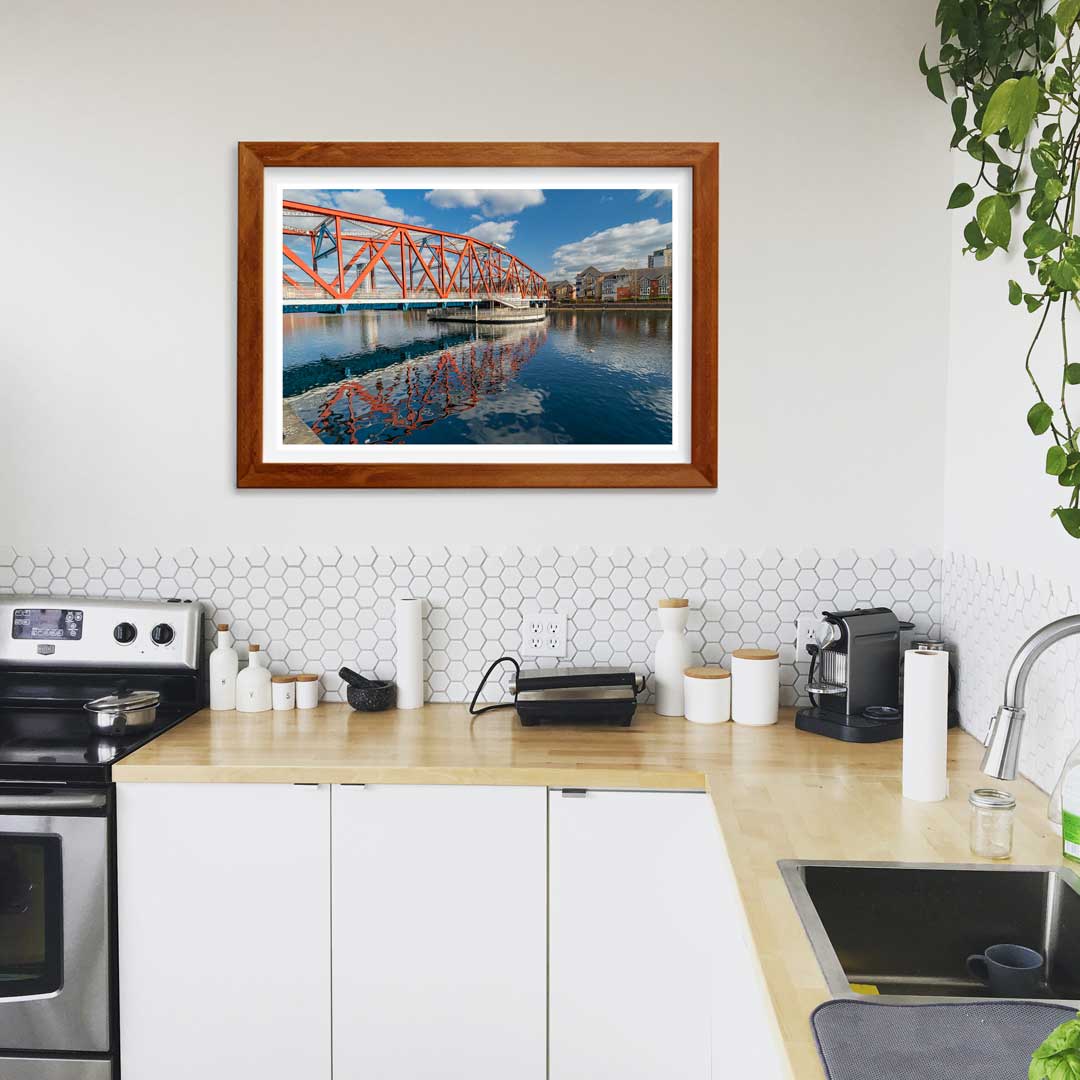 A2402438-HDR-Frame-Mockup-106