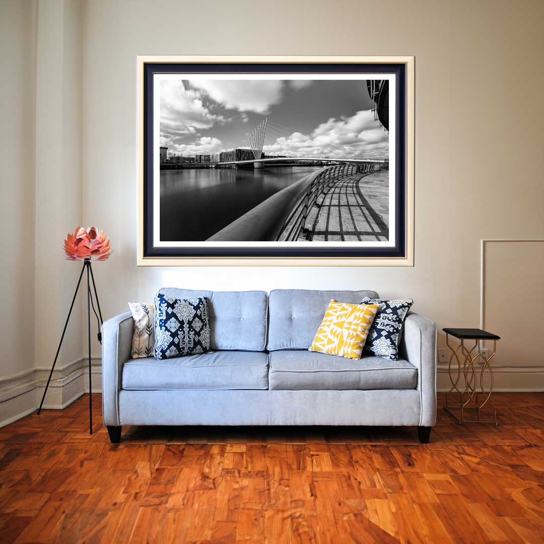 A7_01421-BLK-Frame-Mockup-103
