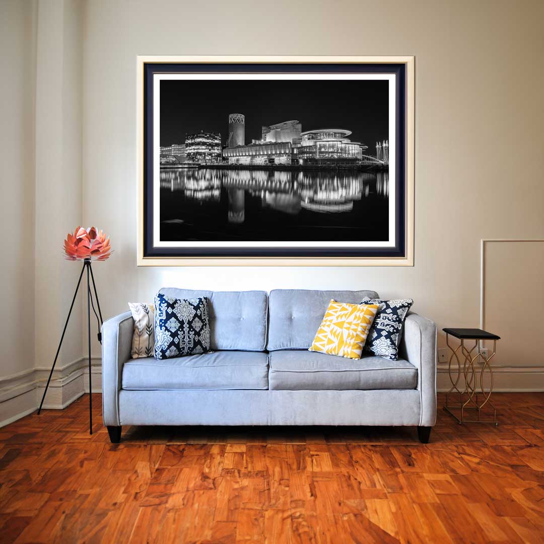 A7_01538-2-BLK-Frame-Mockup-103