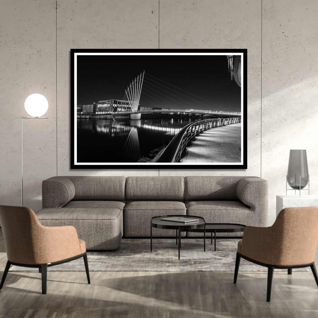 A7_01550-2-BLK-Frame-Mockup-105