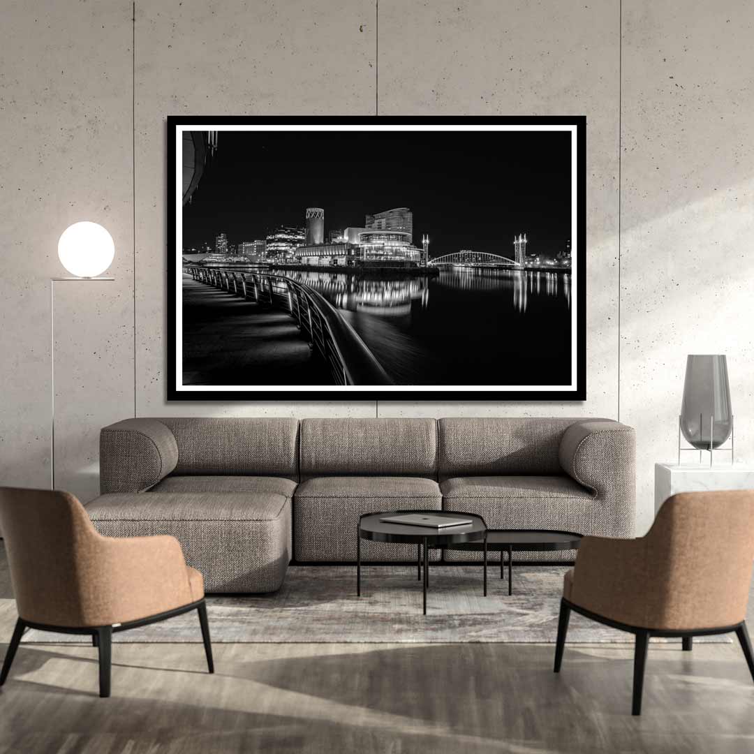 A7_01552-2-BLK-Frame-Mockup-105