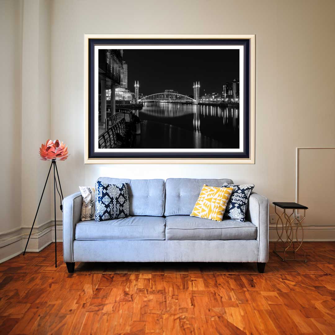 A7_01553-2-BLK-Frame-Mockup-103