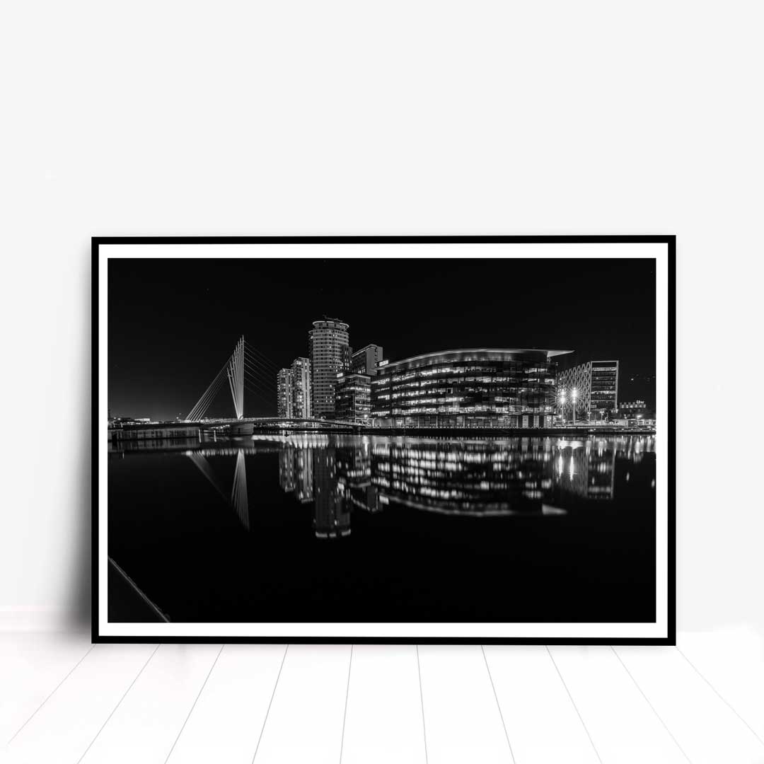 A7_01556-2-BLK-Frame-Mockup-102