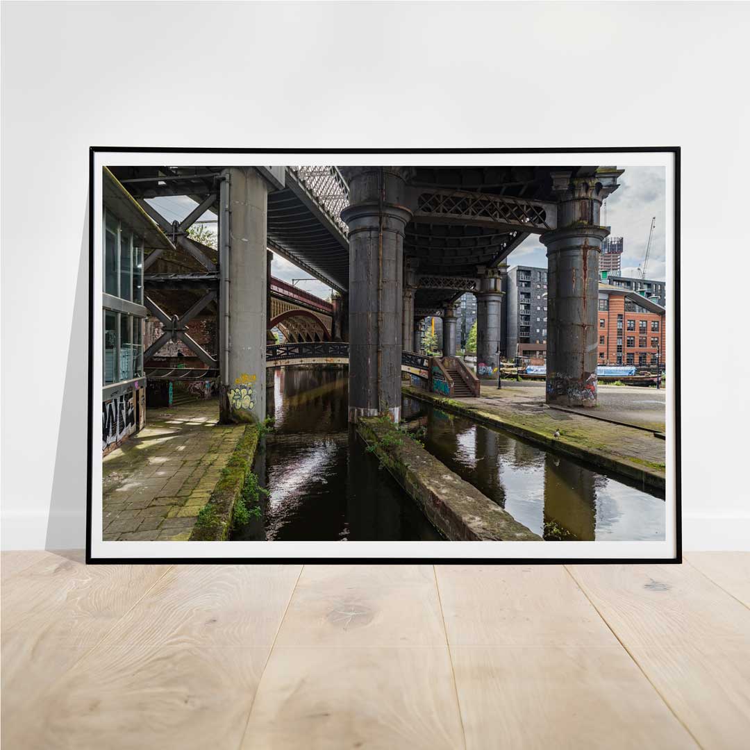 RA-MCR-A2402393-HDR-mockup-101