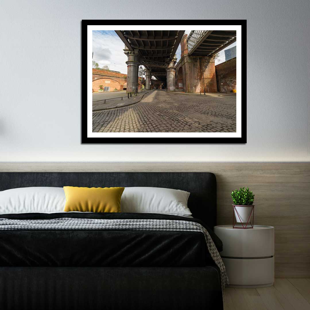 RA-MCR-A2402398-HDR-mockup-110