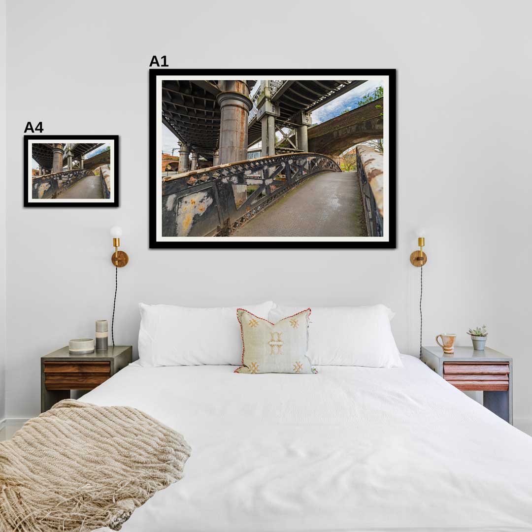 RA-MCR-A2402416-HDR-mockup-104