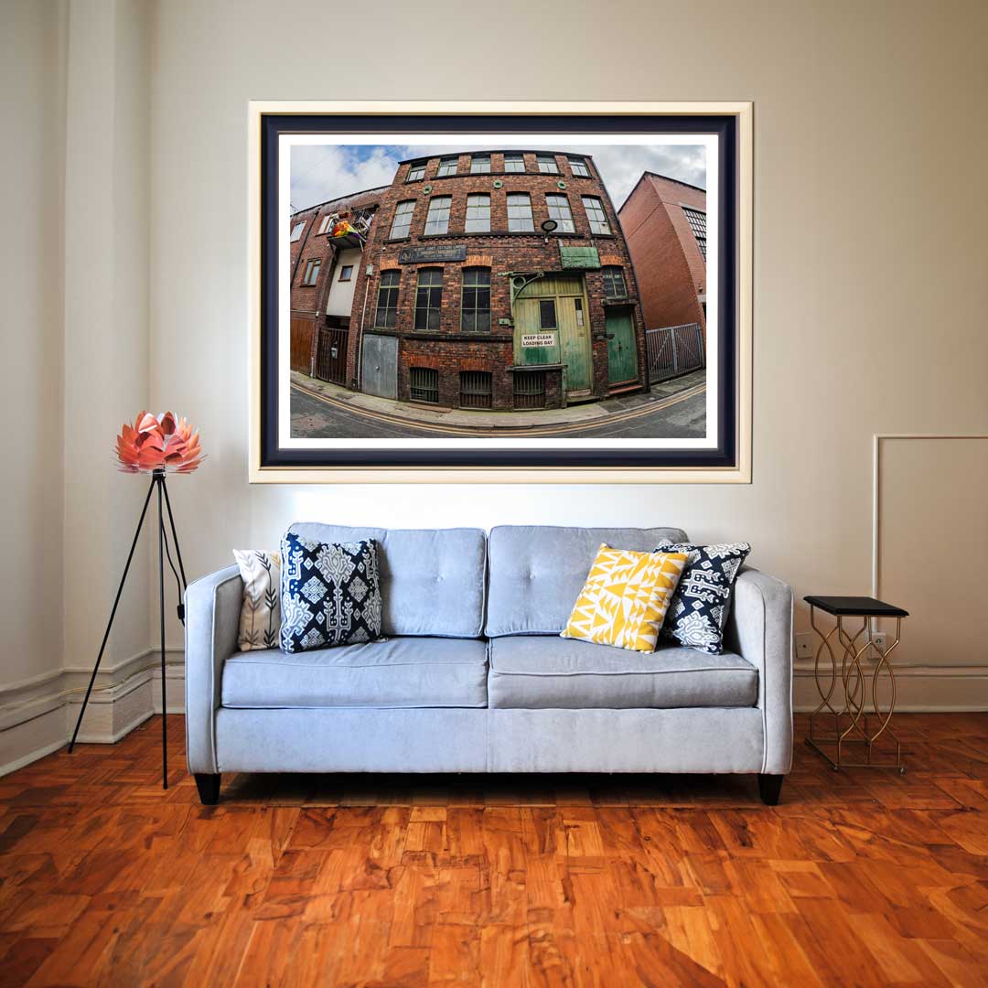 RA-MCR-A7_01647-HDR-mockup-105