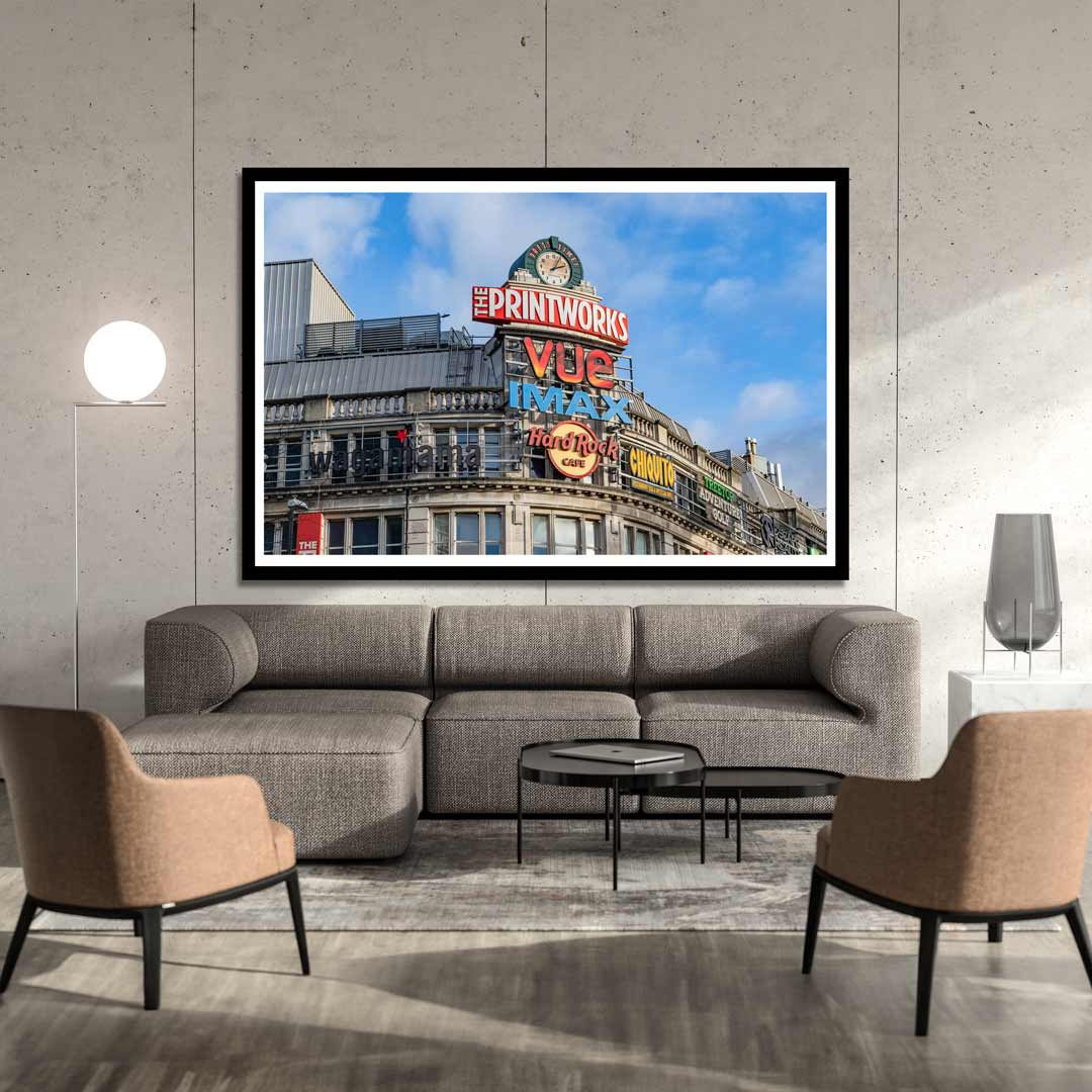 RA-MCR-A7_05929-mockup-108