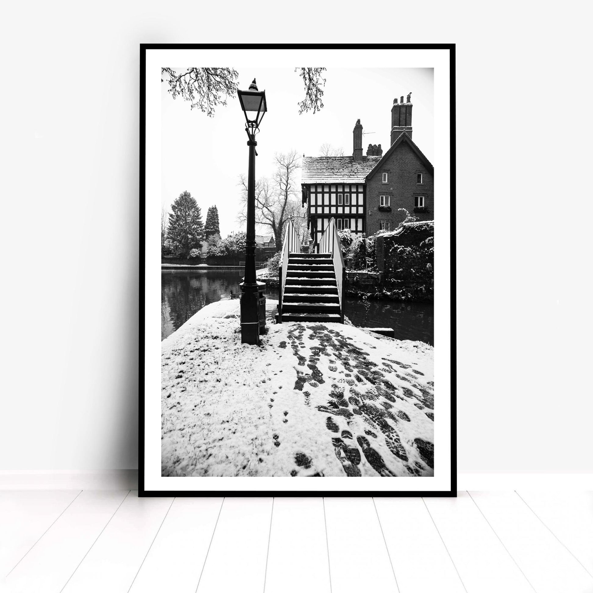 Photography by Richard Abram - Black and White Winter Photo of a Bridge with a Tudor building from Manchester (alphabet bridge in Worsley along Worsley canal)